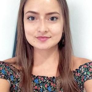 Meet your Posher, Laura